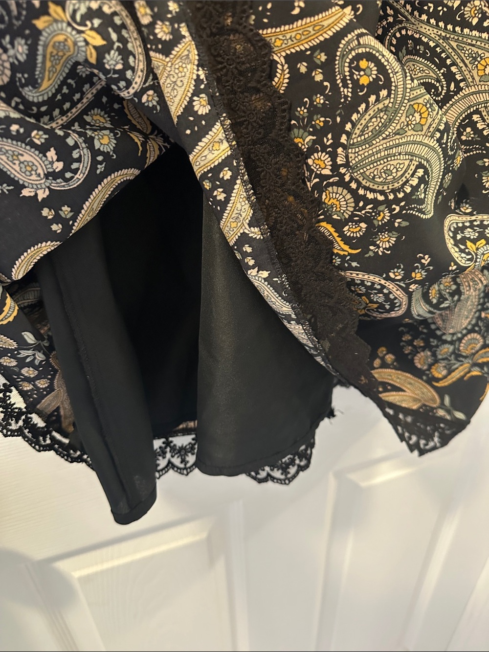 CUPCAKES AND CASHMERE Black Paisley Lace Long Sleeve Mini Dress SzS Feminine EUC - Picture 11 of 17